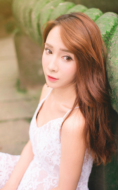 白白色白虎影院功能展示界面